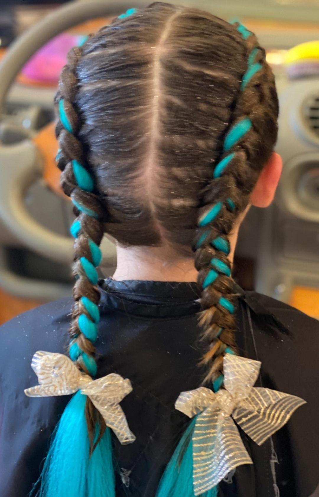 Mooi gevlecht haar, in het blauw